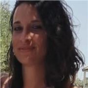 Docente di storia dell'arte e pittura, con master in metodologie dell'apprendimento impartisce lezioni a studenti di ogni ordine e grado